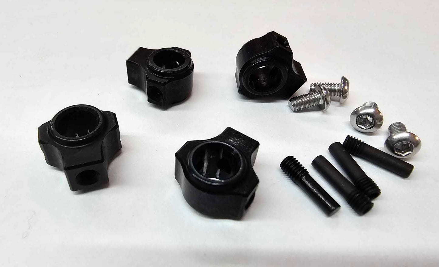 Team KNK Version 2 Aluminum Body Mounts w/Screw Pins (Black)